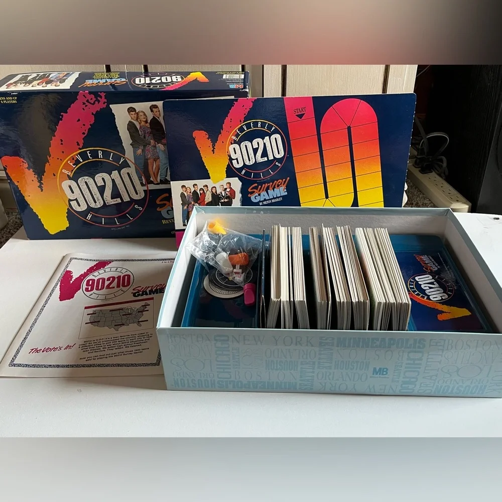 Vintage 1991 Milton Bradley Beverly Hills 90210 Survey Board Game Complete TV